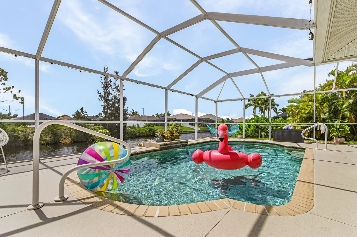 Home in Cape Coral property photo 2