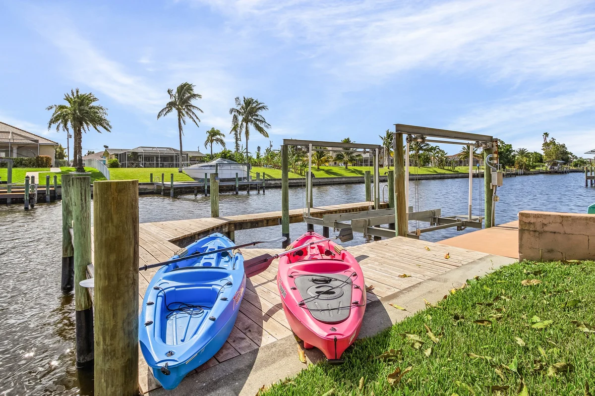 Home in Cape Coral property photo 3