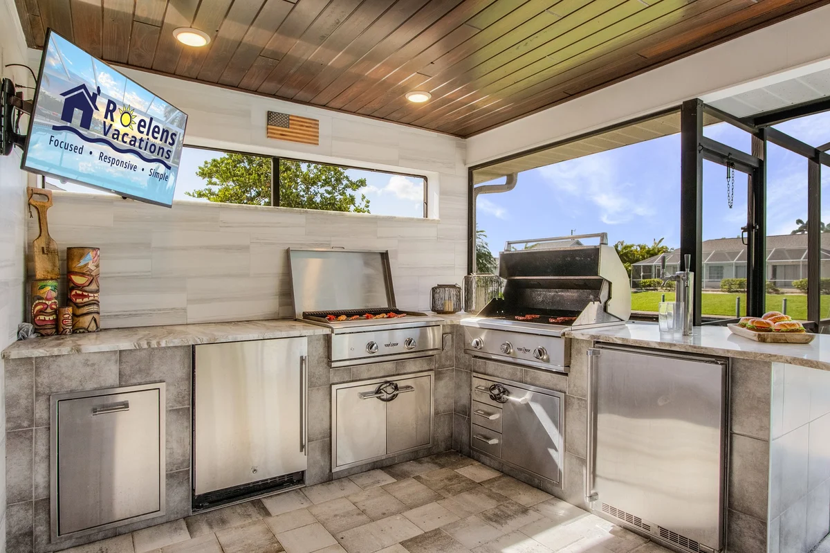 Home in Cape Coral property photo 5