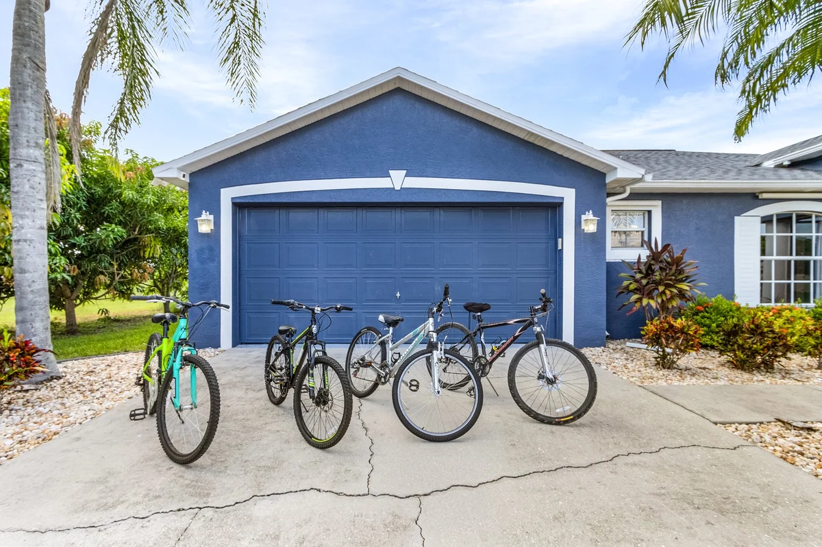 Home in Cape Coral property photo 5