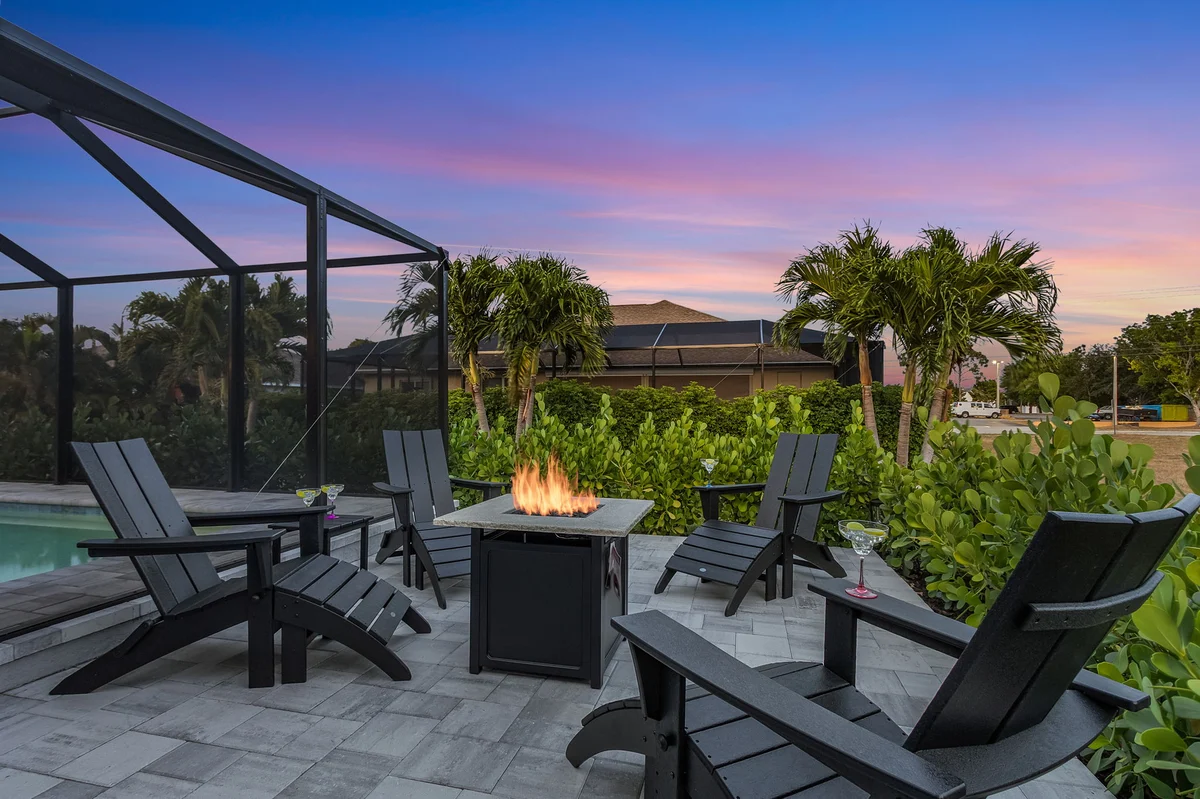 Home in Cape Coral property photo 2