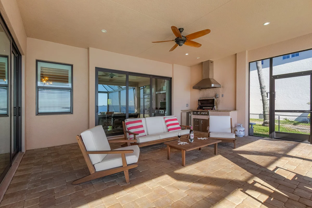Home in Cape Coral property photo 3