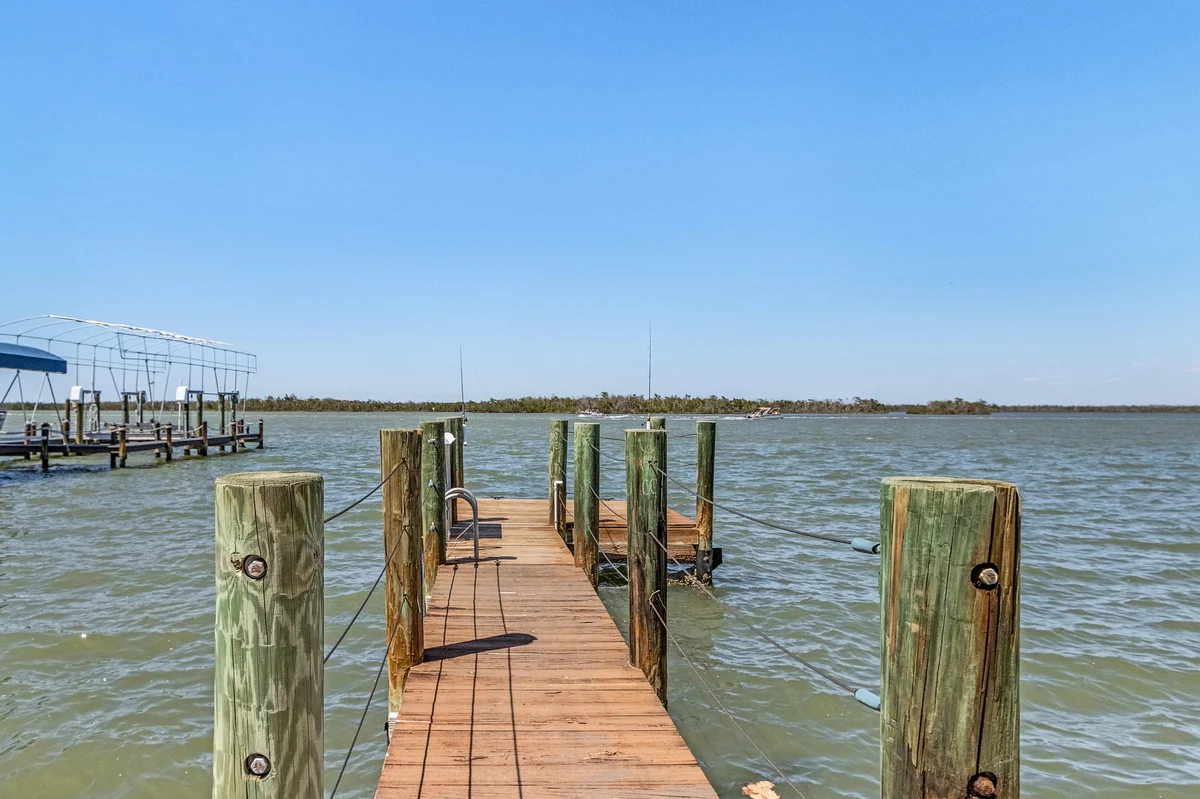 Home in Fort Myers Beach property photo 4