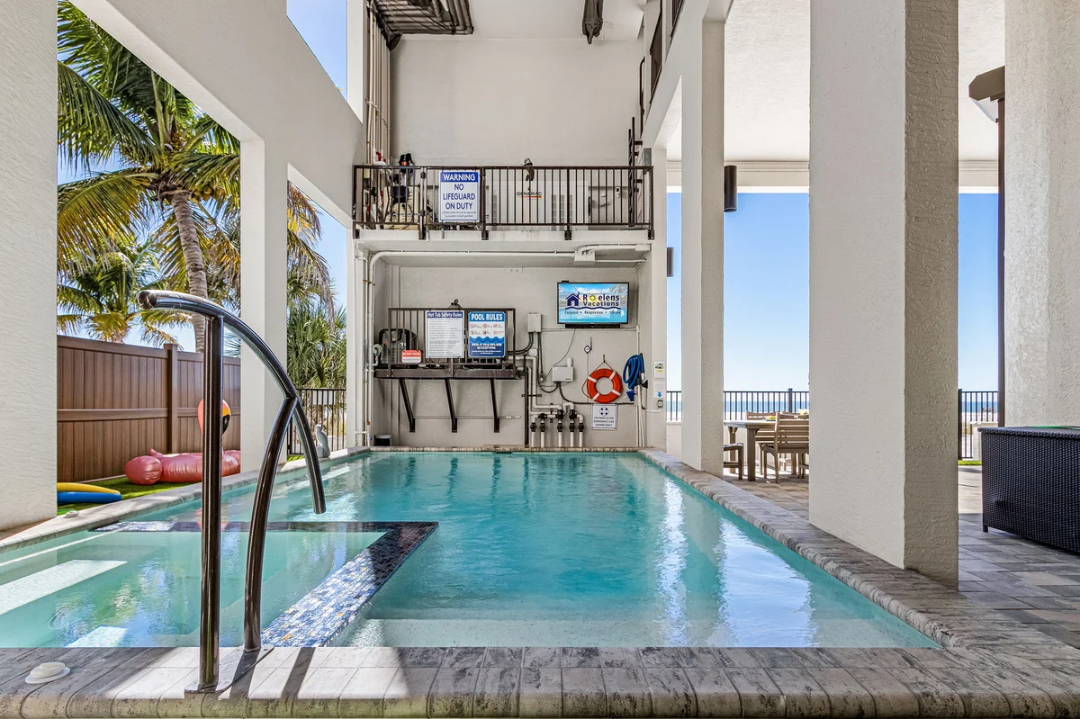 Home in Fort Myers Beach property photo 3