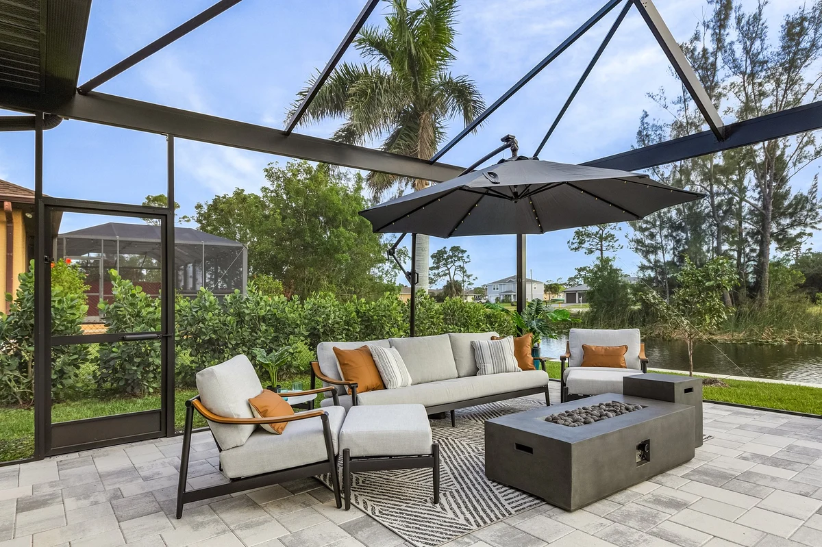 Home in Cape Coral property photo 5