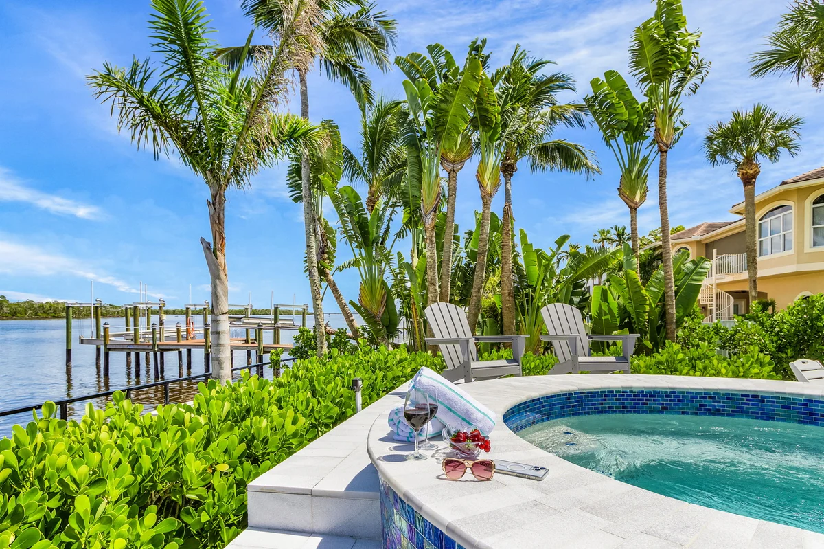Home in Fort Myers Beach property photo 5