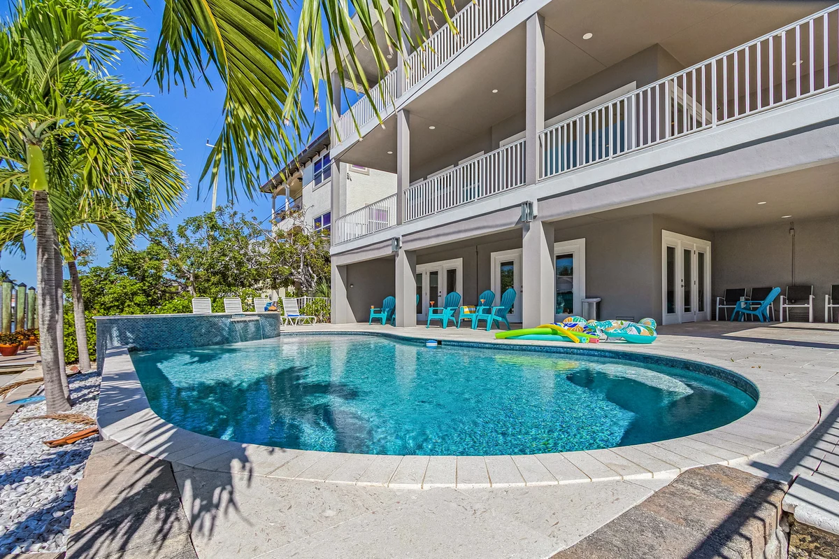 Home in Fort Myers Beach property photo 5