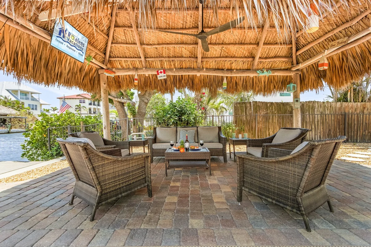 Home in Fort Myers Beach property photo 5