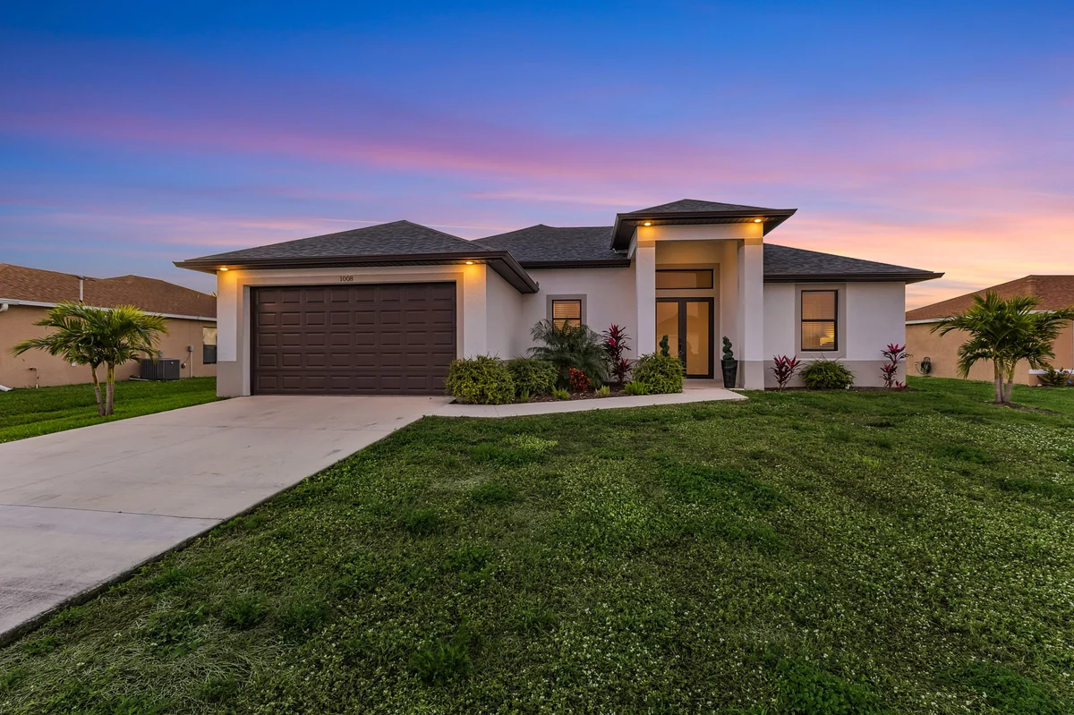Home in Cape Coral property photo 3