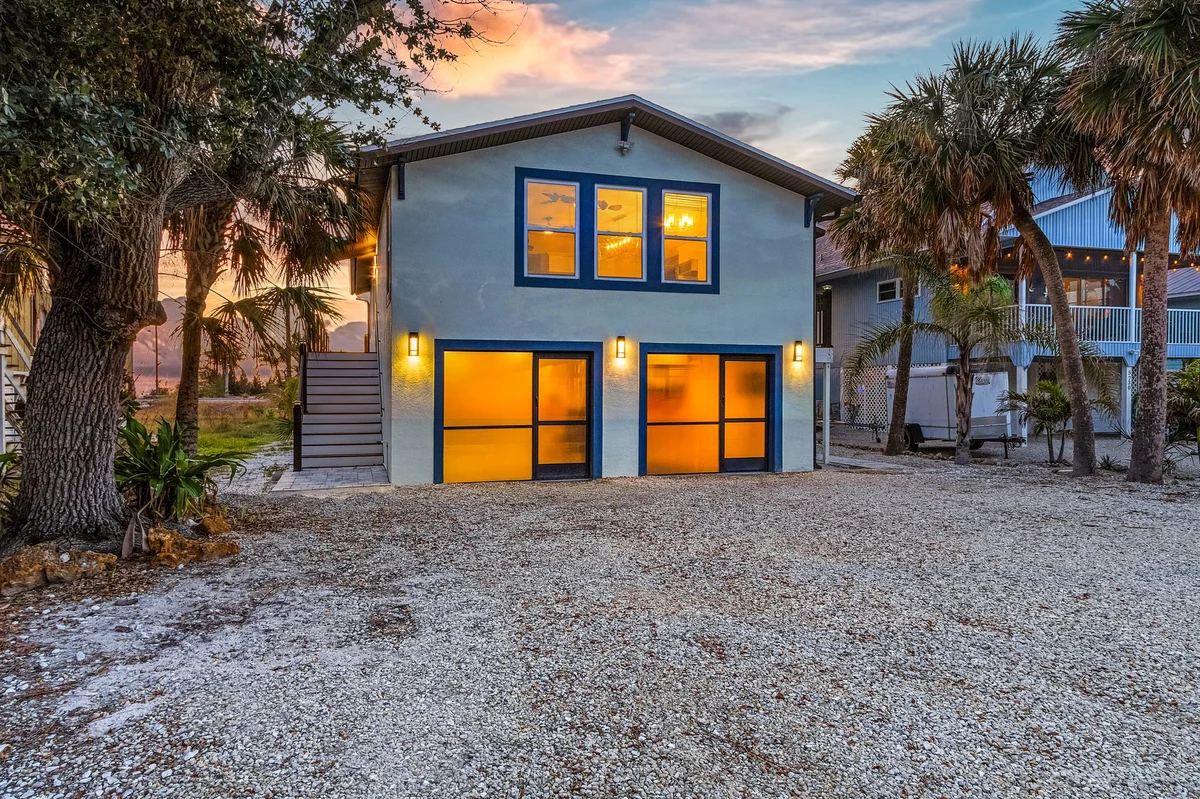 Home in Fort Myers Beach property photo 5