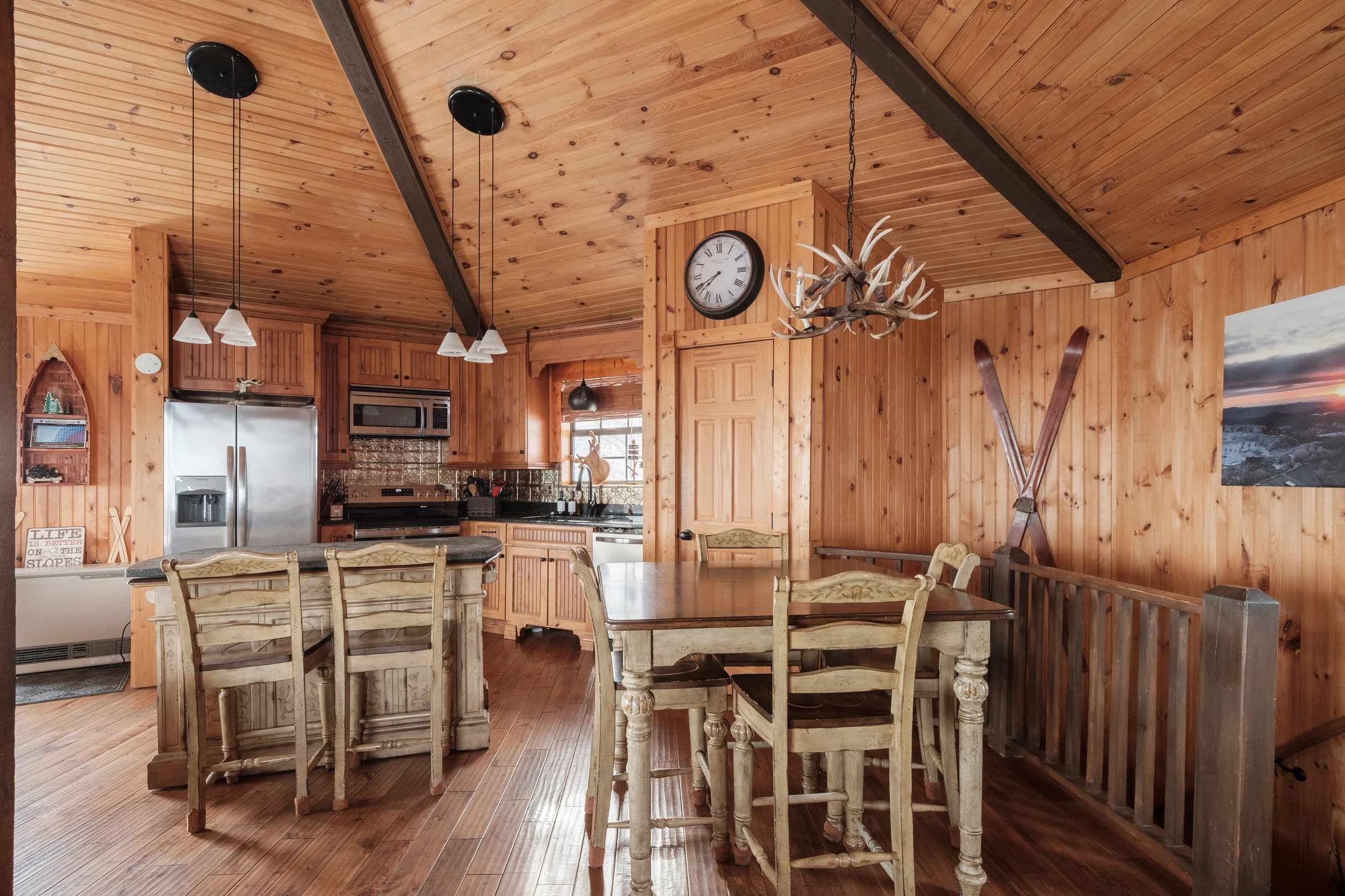 Head in the Clouds Cabin #8
