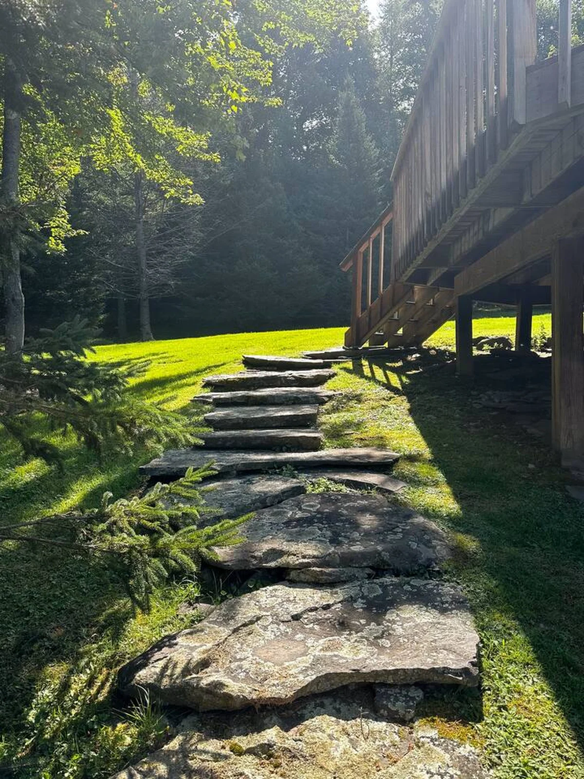 Cozy Year Round Getaway • Private Catskills Cabin #105