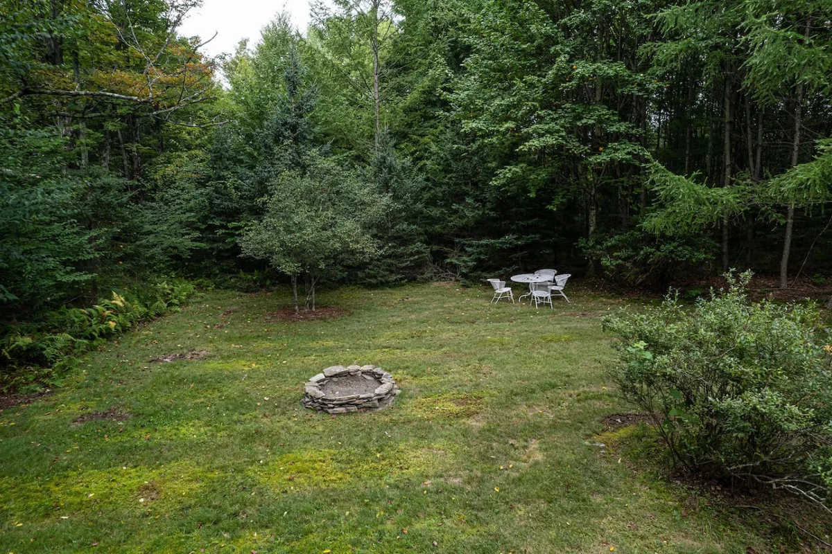 Cozy Year Round Getaway • Private Catskills Cabin #101