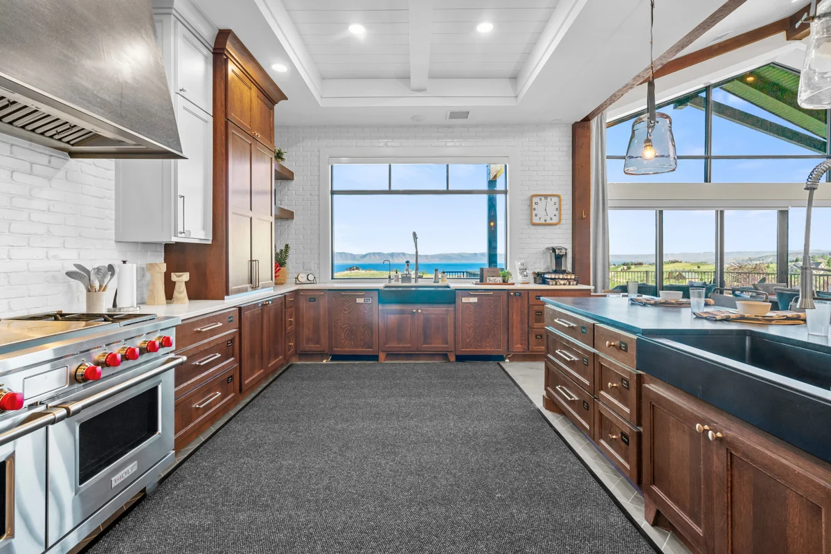 Glenn Haven | Luxury Large Group Getaway Sleeps 60 #174