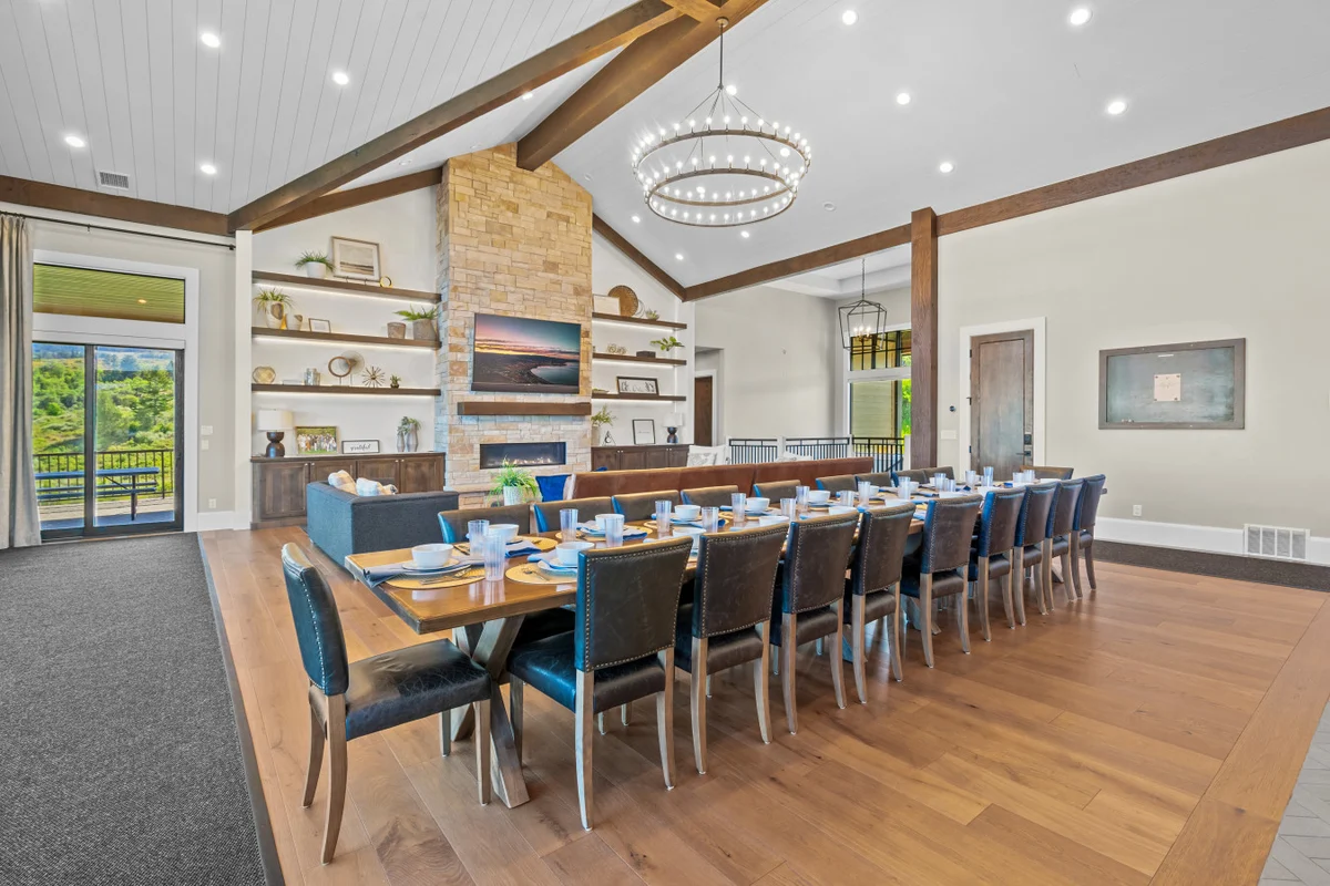 Glenn Haven | Luxury Large Group Getaway Sleeps 60 #171