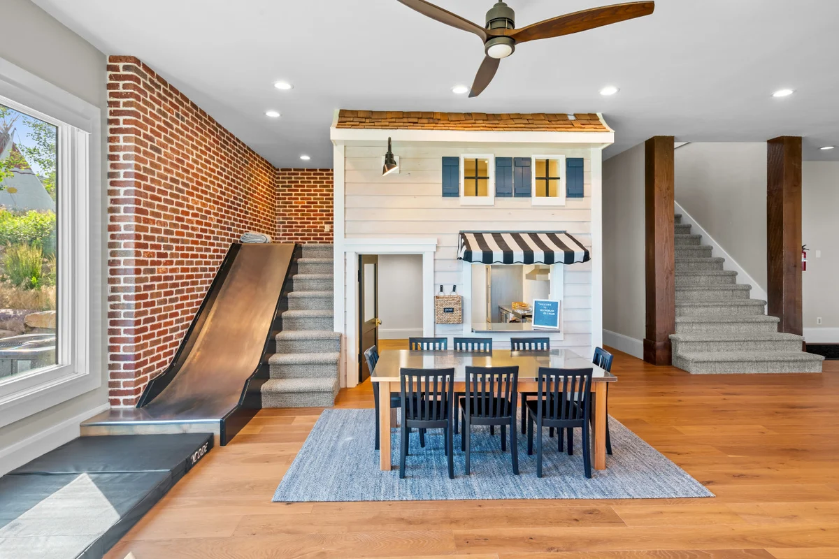 Glenn Haven | Luxury Large Group Getaway Sleeps 60 #274