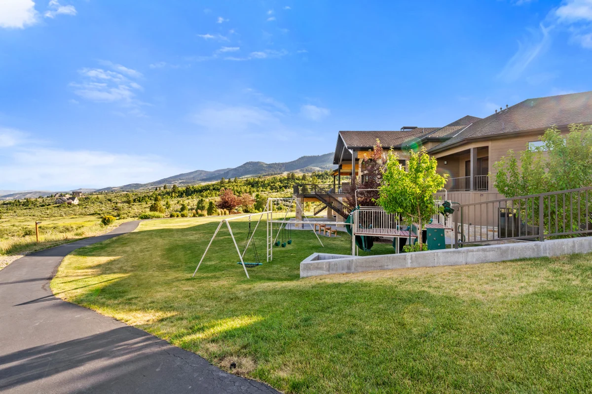 Glenn Haven | Luxury Large Group Getaway Sleeps 60 #292