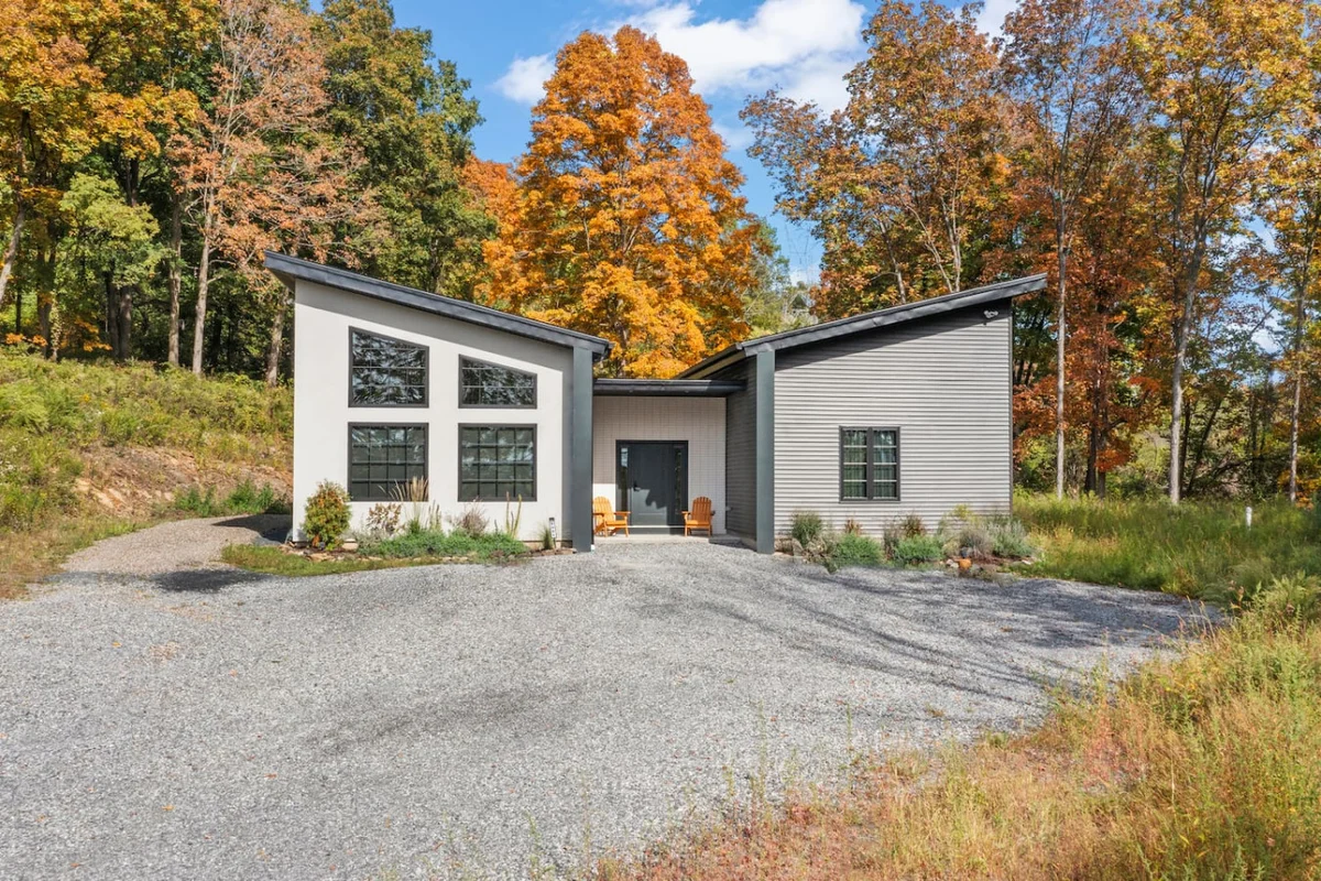 Modern Hudson Retreat Near Town with Hot Tub #22