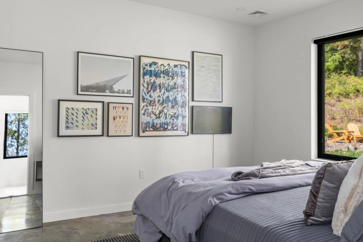Modern Hudson Retreat Near Town with Hot Tub #24