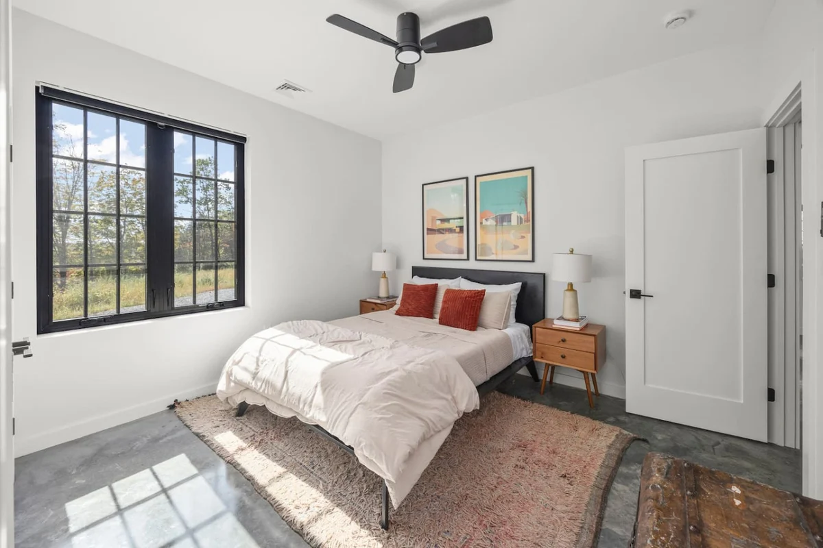 Modern Hudson Retreat Near Town with Hot Tub #37