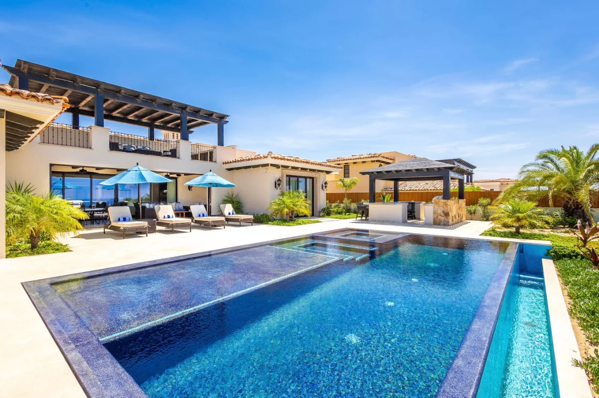 Exquisite 4BR Villa with Breathtaking Views - Golf Cart and Airport Transportation Included! #88