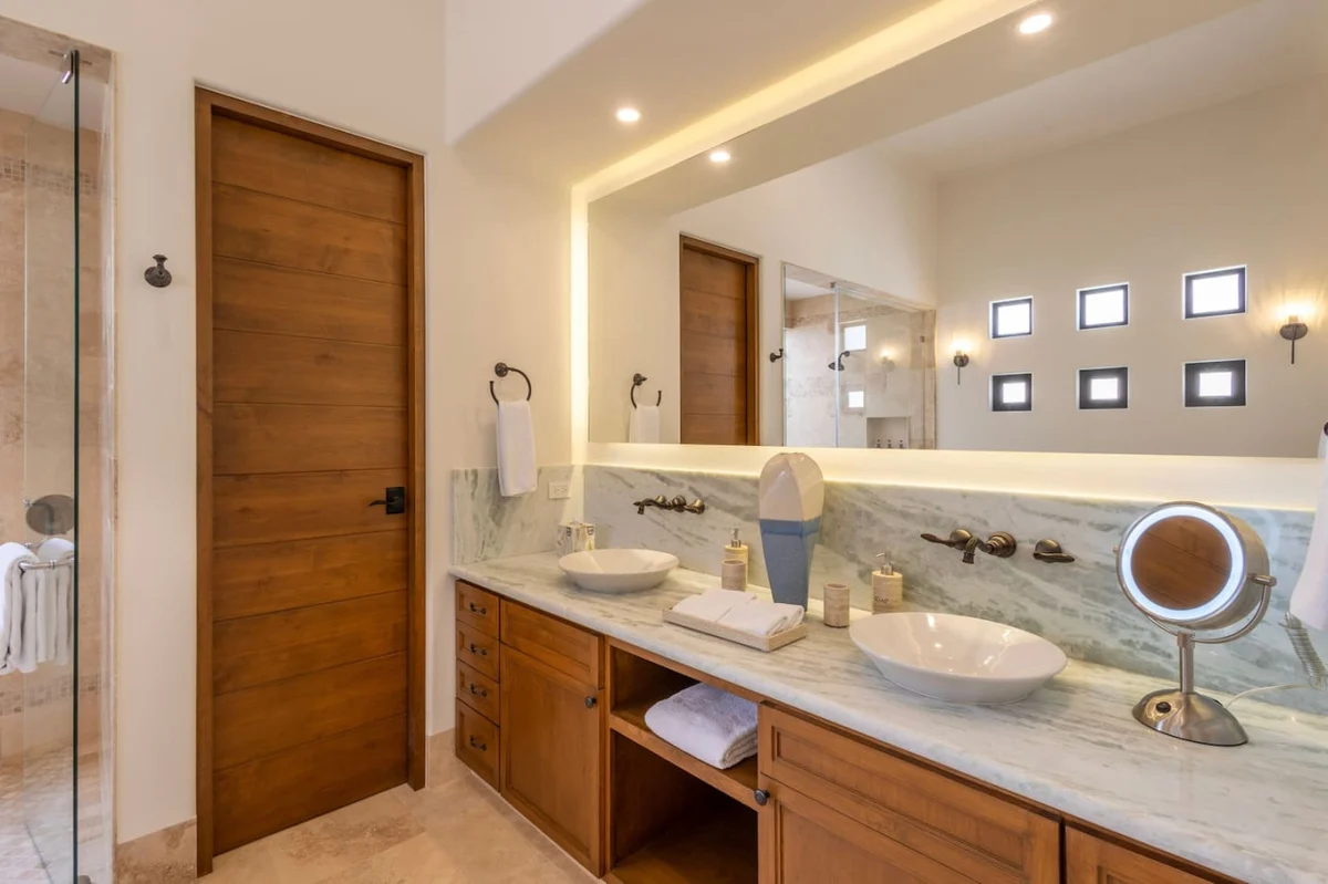 Exquisite 4BR Villa with Breathtaking Views - Golf Cart and Airport Transportation Included! #77