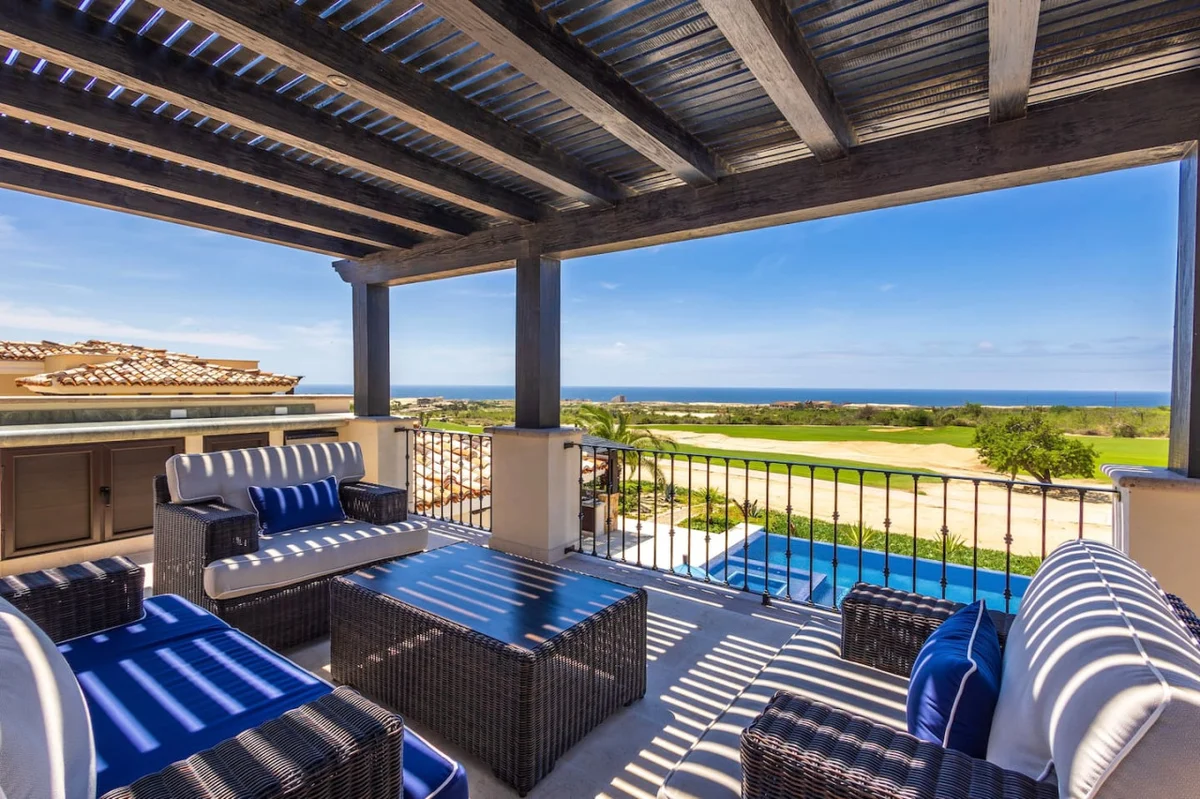 Exquisite 4BR Villa with Breathtaking Views - Golf Cart and Airport Transportation Included! #92