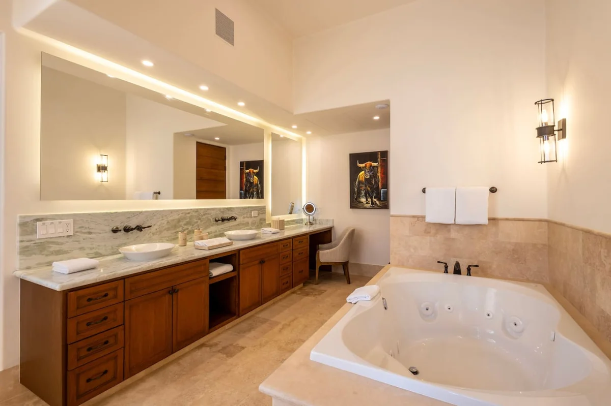 Exquisite 4BR Villa with Breathtaking Views - Golf Cart and Airport Transportation Included! #96