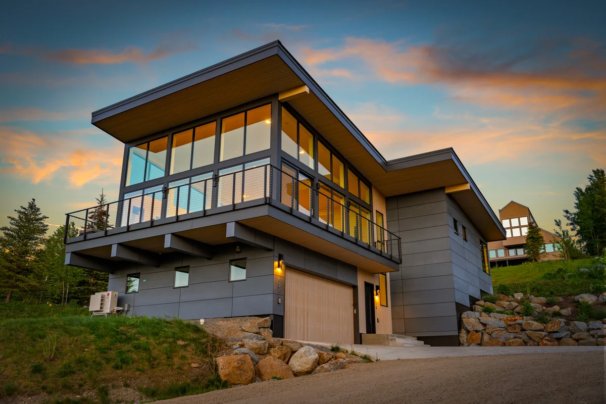 Luxury Modern Home - Walk to Lifts/Ski/Trails #94