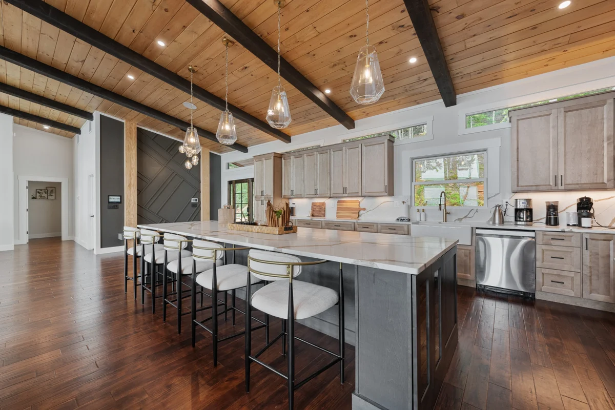 Blue Ridge Luxe, 180 Mtn Views, Sunsets, Sauna, Spa #139