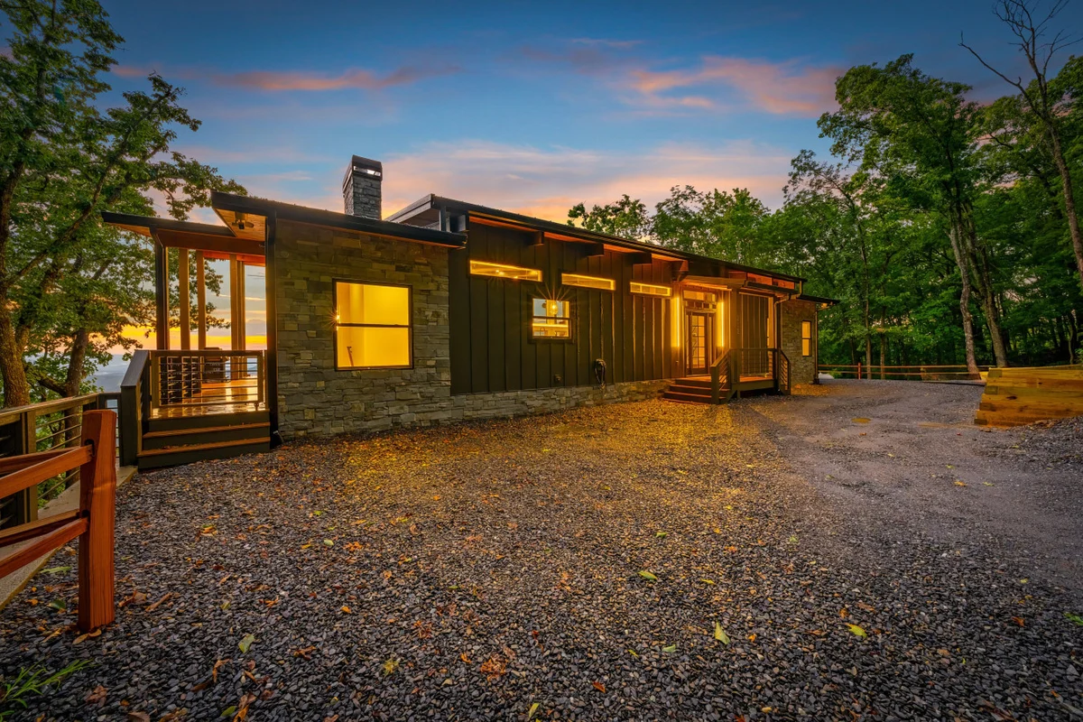 Blue Ridge Luxe, 180 Mtn Views, Sunsets, Sauna, Spa #154