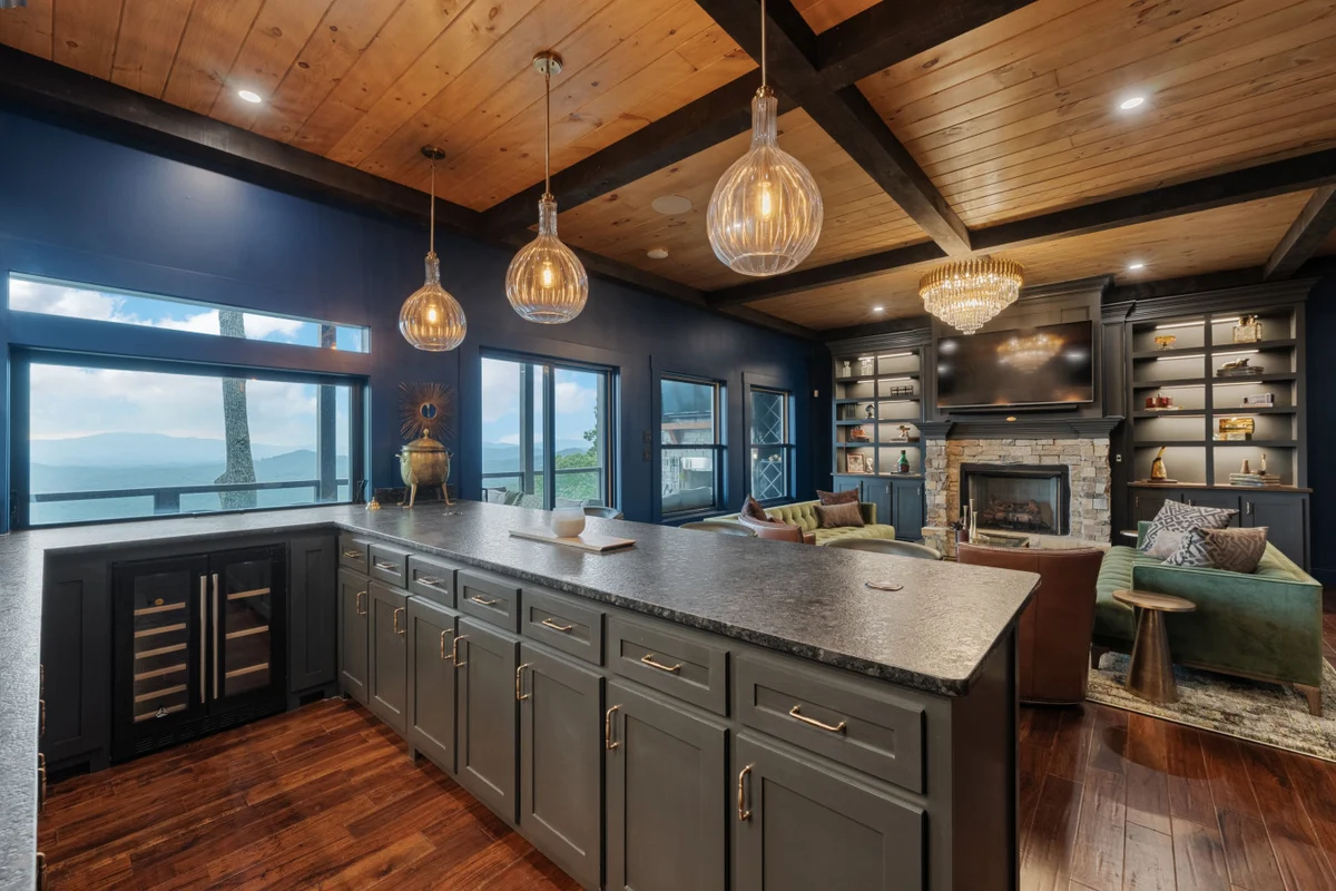 Blue Ridge Luxe, 180 Mtn Views, Sunsets, Sauna, Spa #141