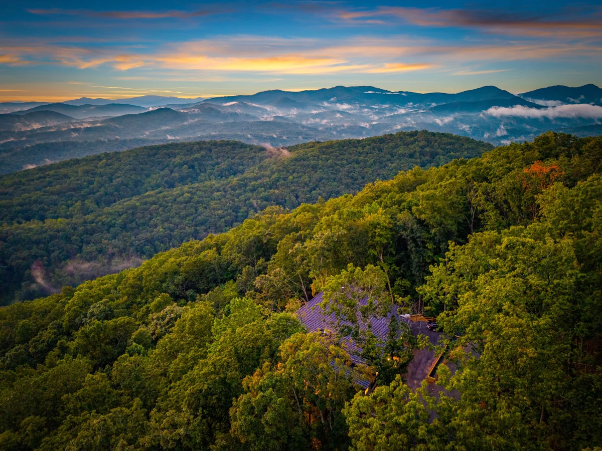 Blue Ridge Luxe, 180 Mtn Views, Sunsets, Sauna, Spa #197