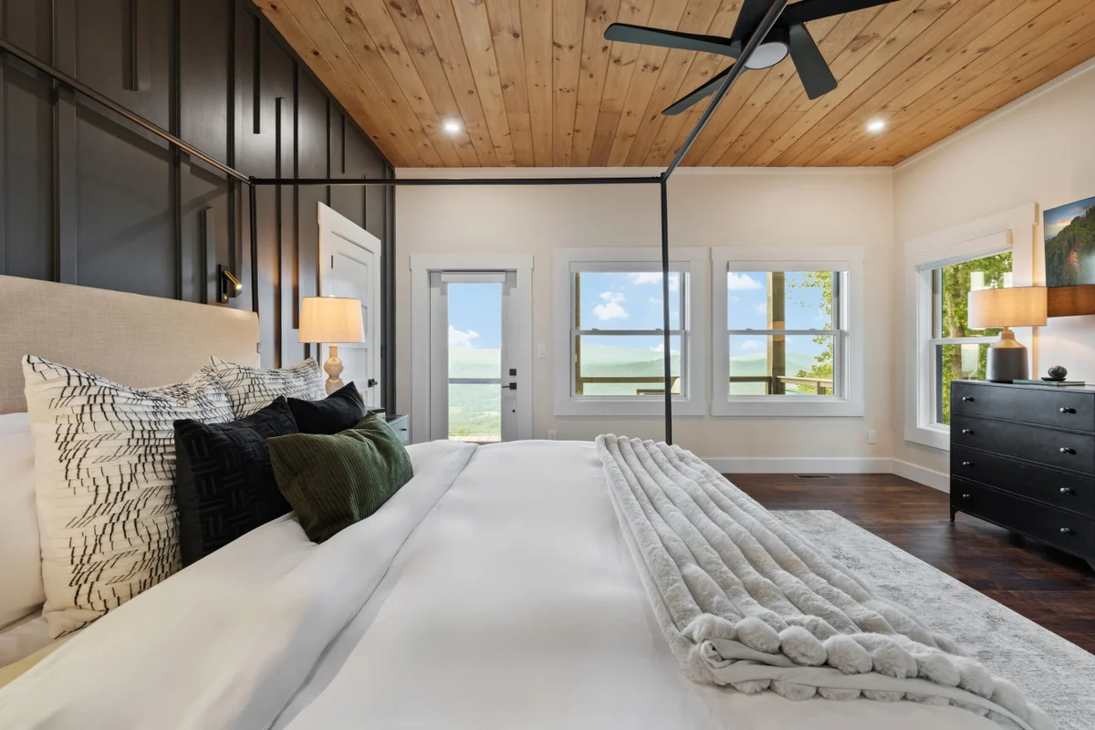 Blue Ridge Luxe, 180 Mtn Views, Sunsets, Sauna, Spa #156