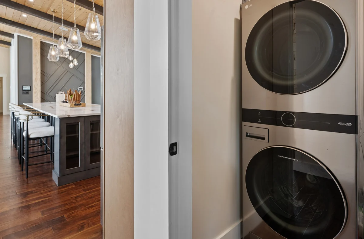 Blue Ridge Luxe, 180 Mtn Views, Sunsets, Sauna, Spa #169