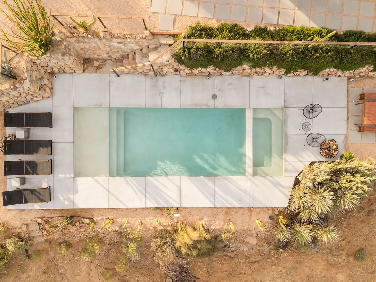 Calico Landing, Desert Pool + Spa Retreat #87