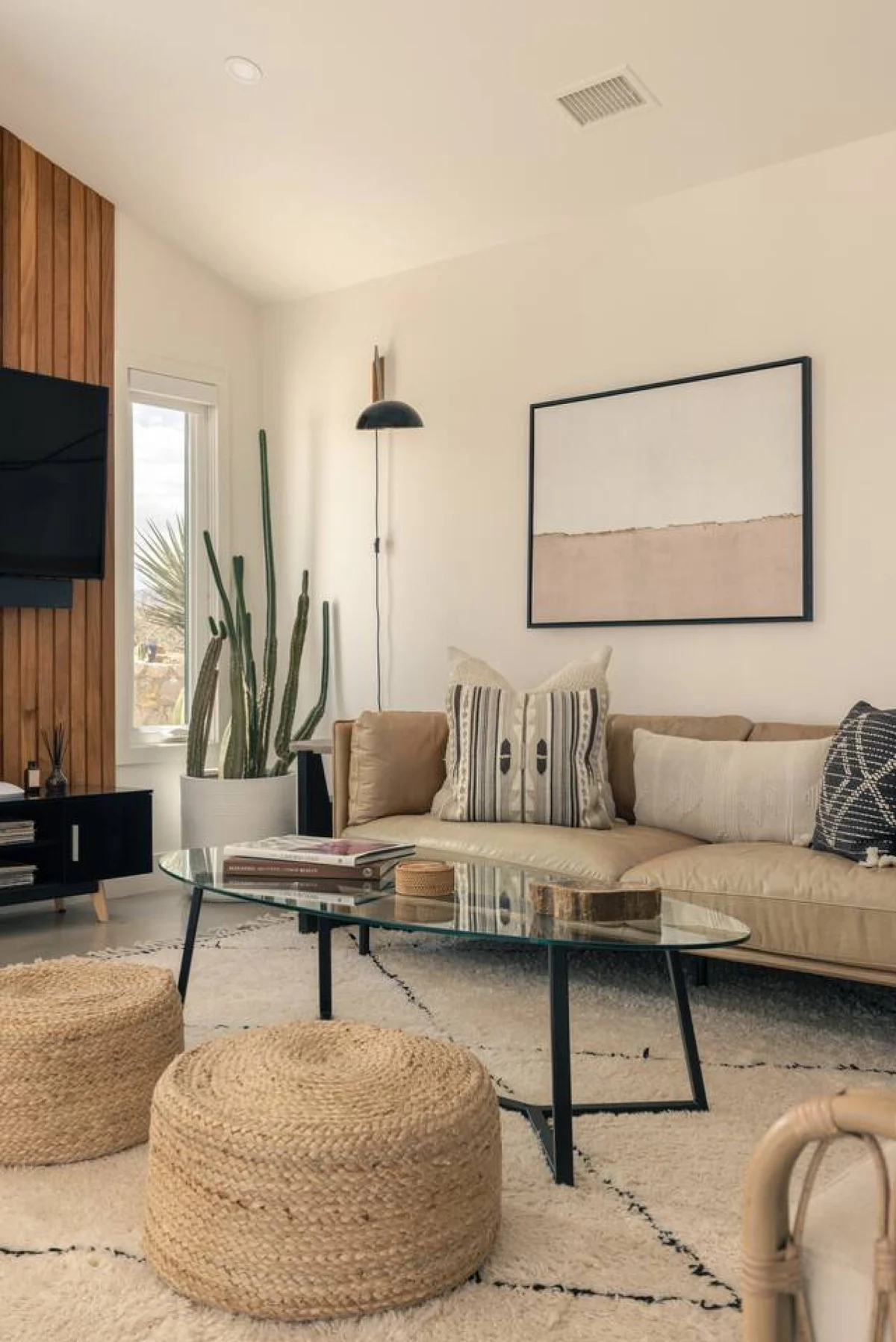 Calico Landing, Desert Pool + Spa Retreat #101