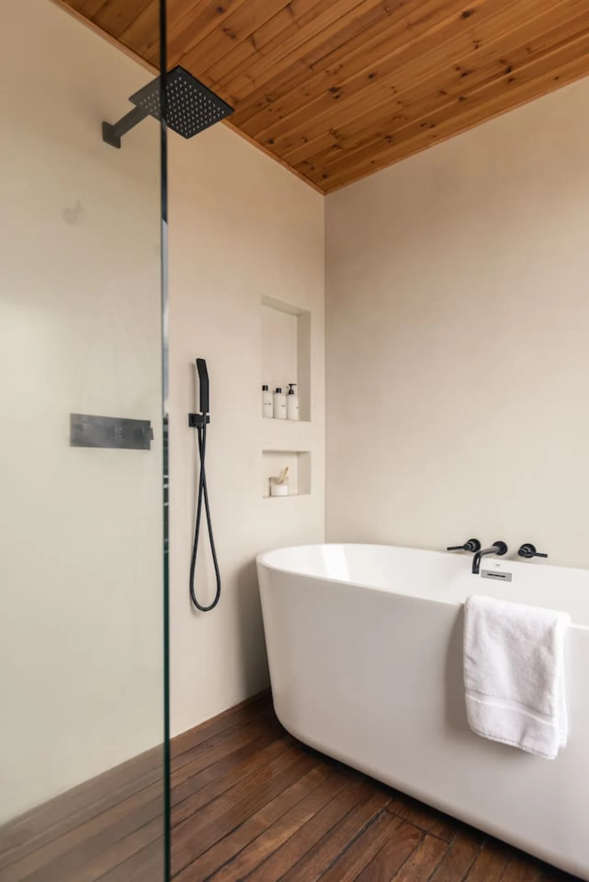 Calico Landing, Desert Pool + Spa Retreat #71