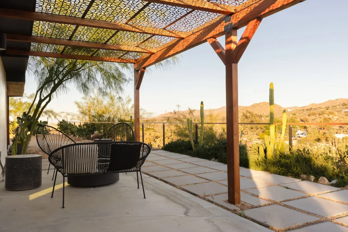 Calico Landing, Desert Pool + Spa Retreat #76