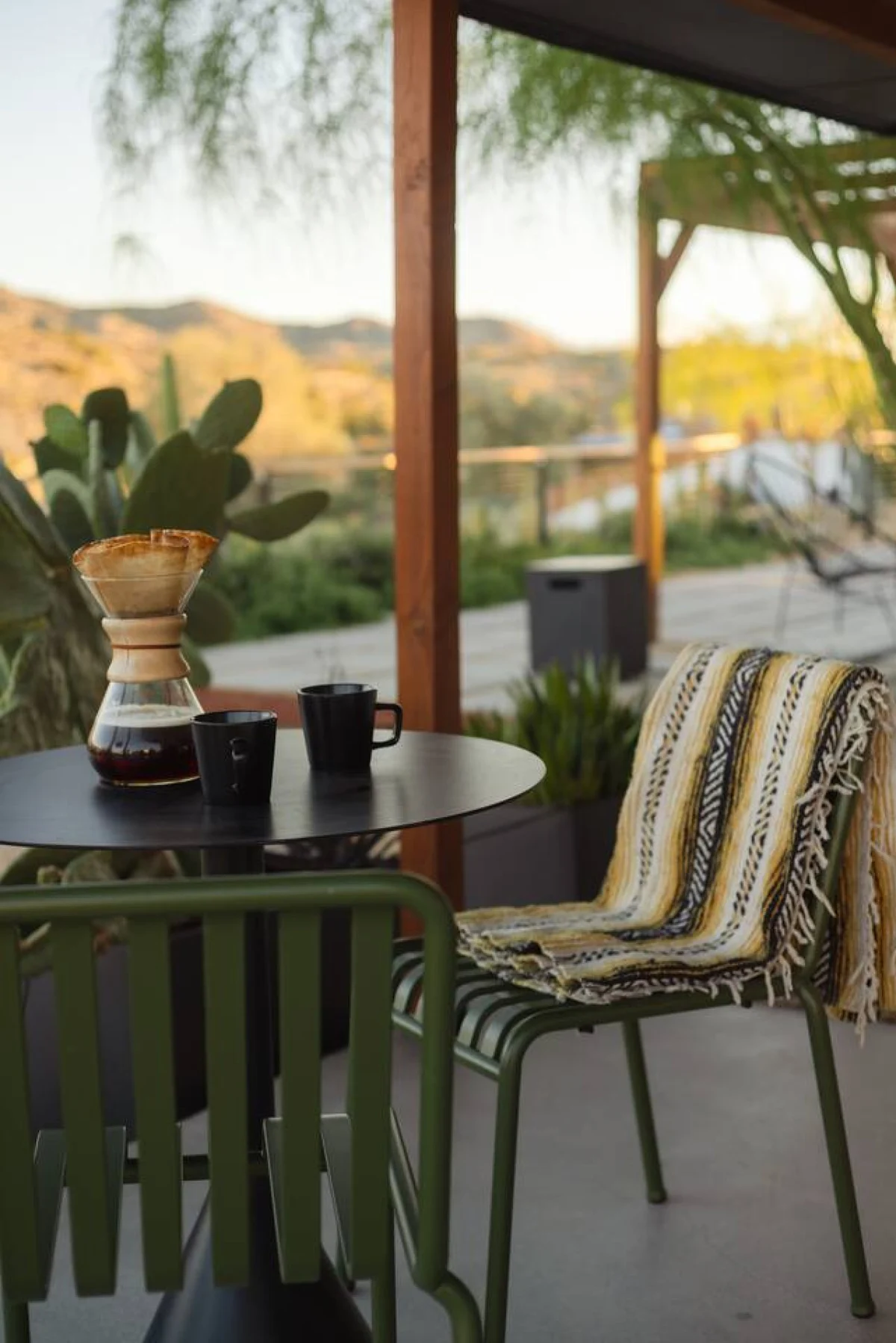 Calico Landing, Desert Pool + Spa Retreat #105