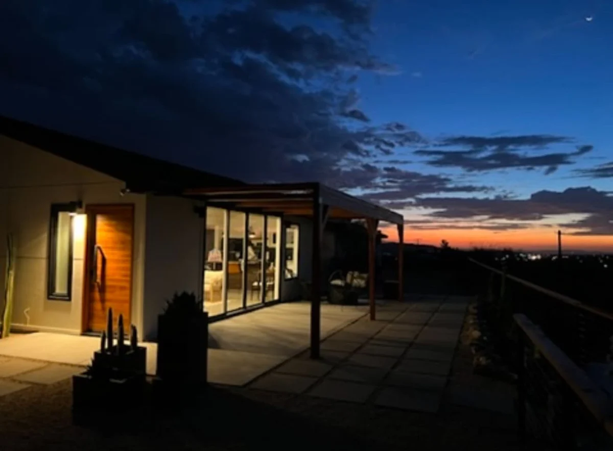 Calico Landing, Desert Pool + Spa Retreat #130