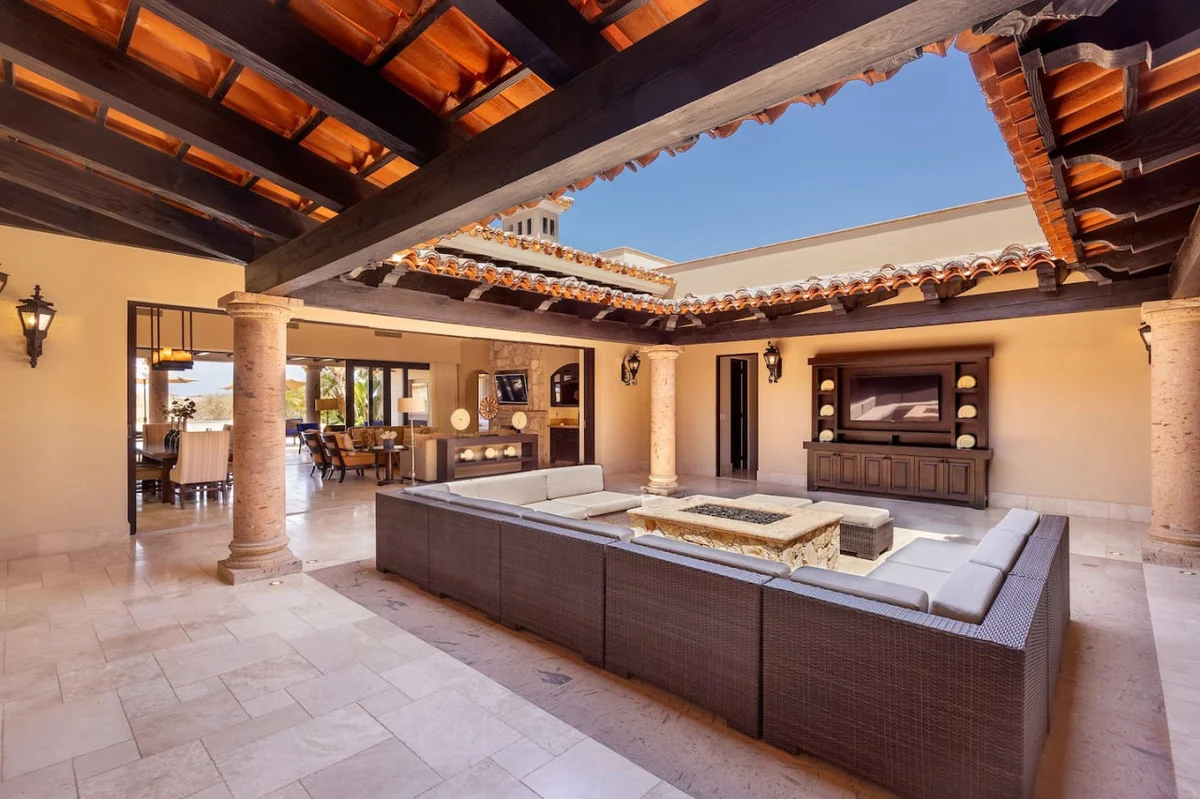 Elegant 4-Bedroom Getaway w/ Media Room, Sleeps 14 #73