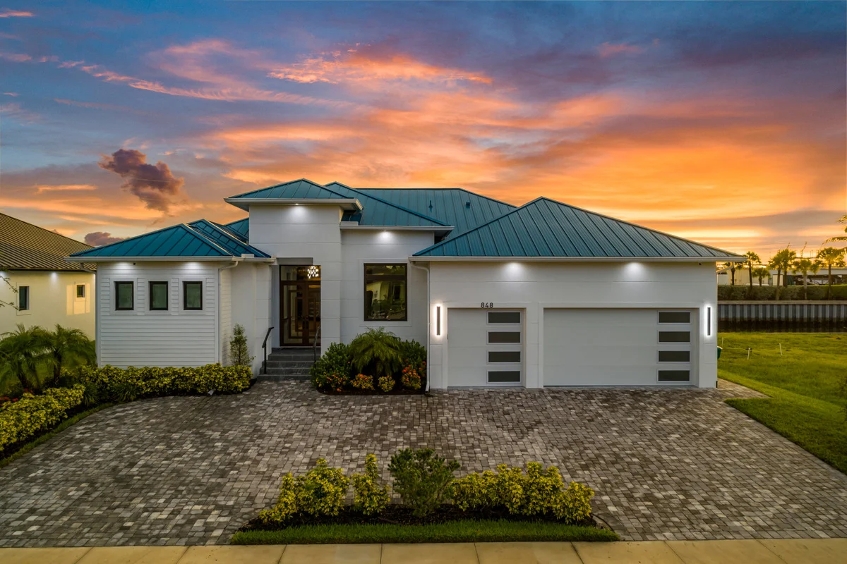 Marco Premium Escape/Waterfront #73