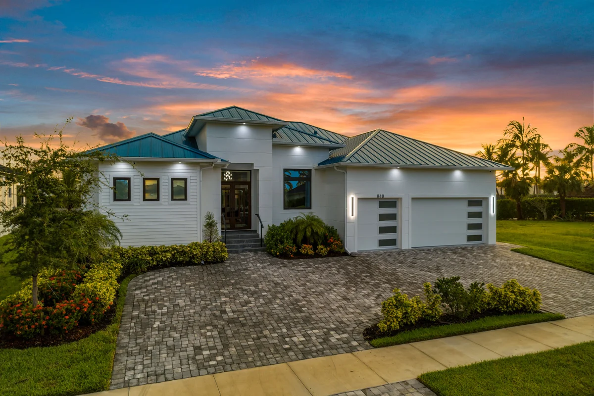 Marco Premium Escape/Waterfront #57