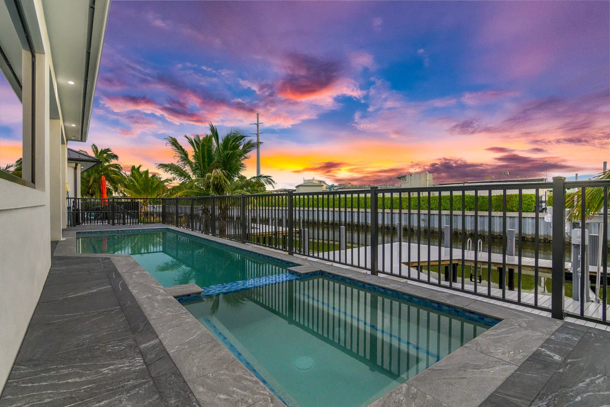 Marco Premium Escape/Waterfront #71