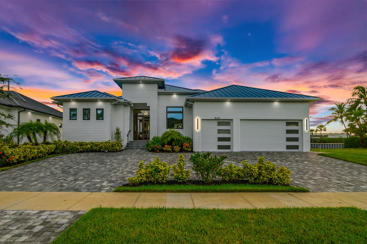 Marco Premium Escape/Waterfront #61