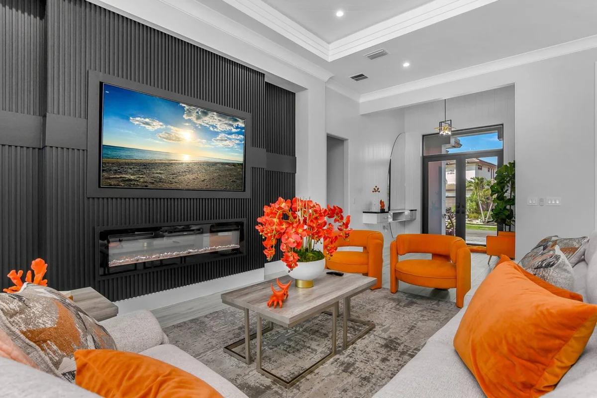 Marco Luxe Retreat / Waterfront #89