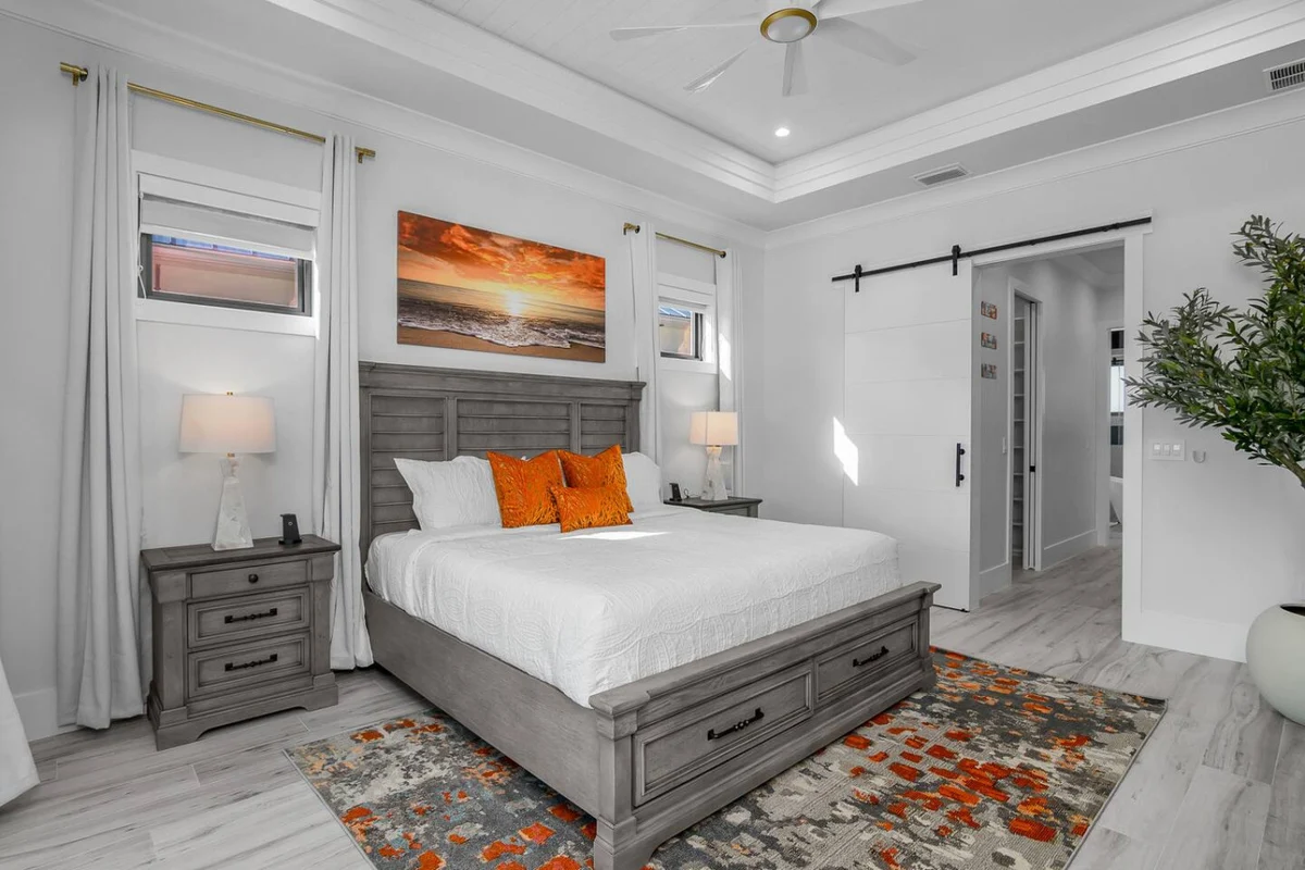 Marco Luxe Retreat / Waterfront #71