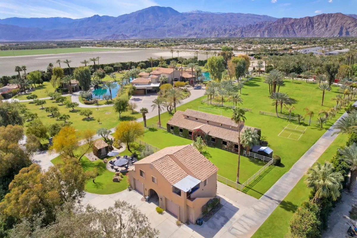 Mirabella Estate with Private Lake #82