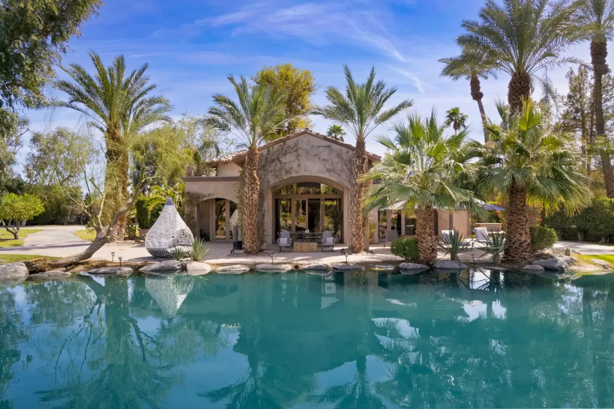 Mirabella Estate with Private Lake #124